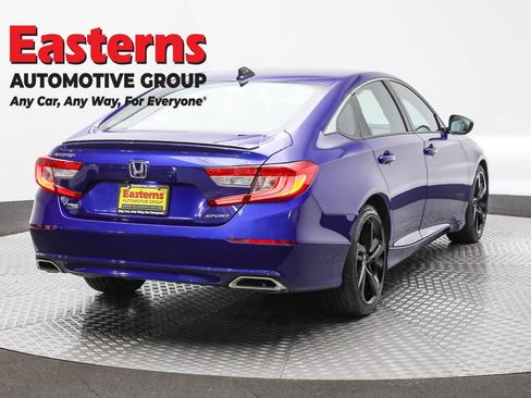 Used 2022 Honda Accord Sport image 5