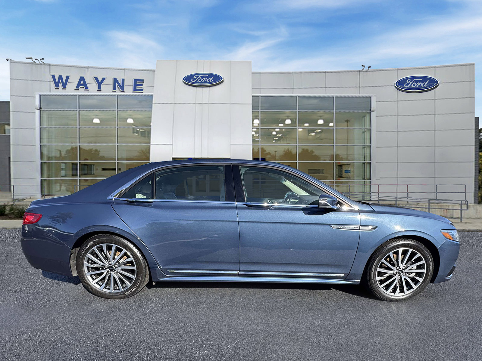 Used 2019 Lincoln Continental Select AWD/4WD image 7