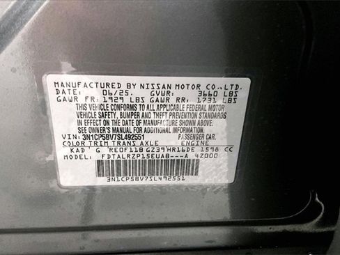 New 2025 Nissan Kicks Play S image 31