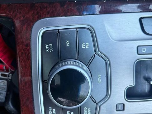 Used 2012 Hyundai Equus Signature RWD image 36