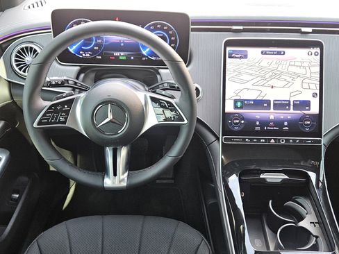 New 2026 Mercedes-Benz EQE 320 4MATIC SUV image 26