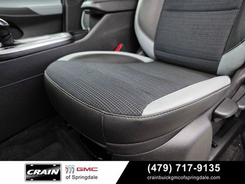 Used 2024 Buick Envista Preferred w/ Advanced Safety Package FWD image 22