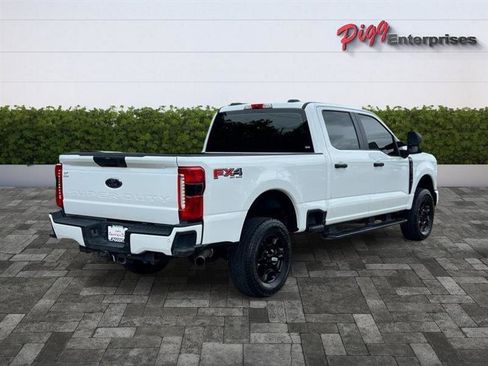 Used 2024 Ford F250 XL w/ STX Appearance Package AWD/4WD image 8