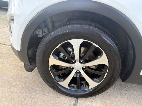 Used 2018 Kia Sorento EX FWD image 35