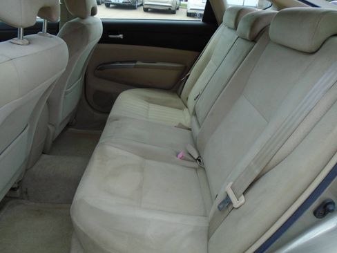 Used 2004 Toyota Prius FWD image 10