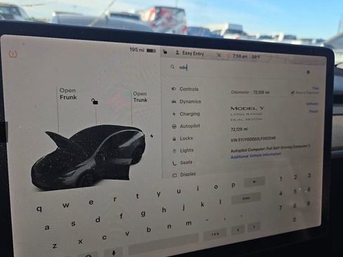 Used 2020 Tesla Model Y Long Range image 8