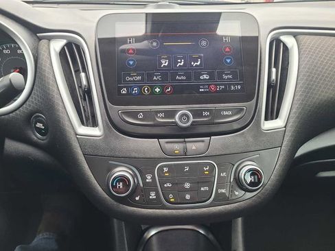 Used 2024 Chevrolet Malibu LT image 26