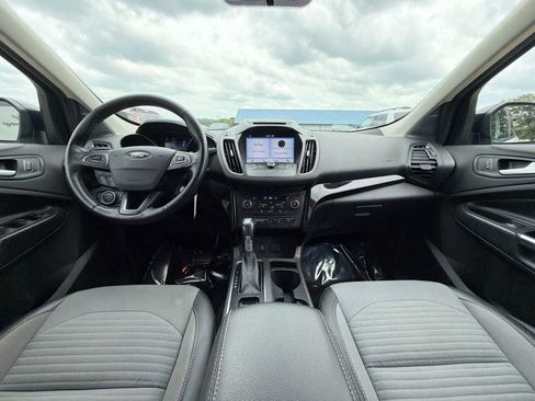 Used 2018 Ford Escape SE w/ SE Sport Appearance Package AWD/4WD image 12