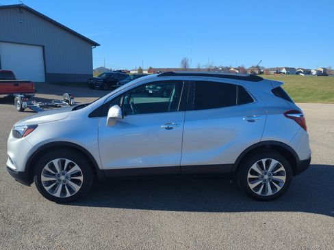 Used 2019 Buick Encore Preferred image 4