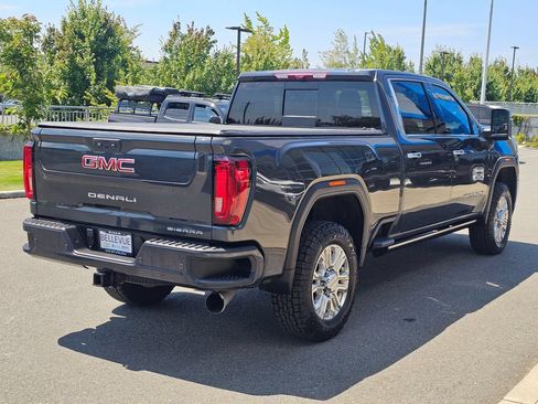 Used 2022 GMC Sierra 2500 Denali w/ Denali Ultimate Package AWD/4WD image 5