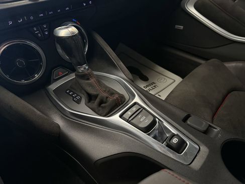 Used 2018 Chevrolet Camaro ZL1 RWD image 53