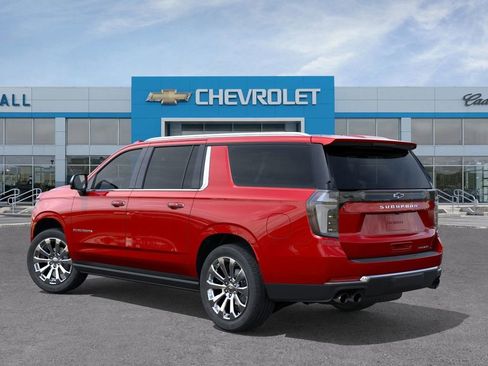 New 2026 Chevrolet Suburban Premier AWD/4WD image 3