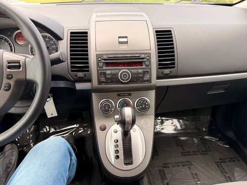 Used 2012 Nissan Sentra 2.0 SR FWD image 21