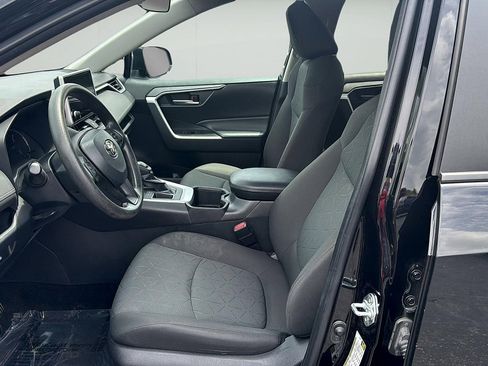 Used 2023 Toyota RAV4 XLE FWD image 13