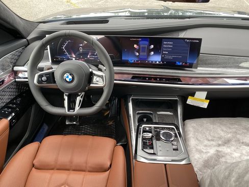 New 2026 BMW 760i xDrive w/ Executive Package image 11