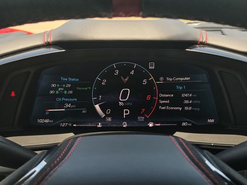 Used 2022 Chevrolet Corvette Stingray Premium Conv w/ Z51 Performance Package RWD image 17