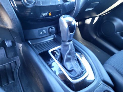 Used 2019 Nissan Rogue Sport S FWD image 22
