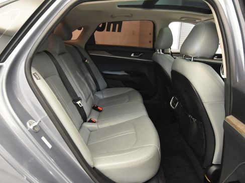 Used 2022 Kia K5 EX image 17