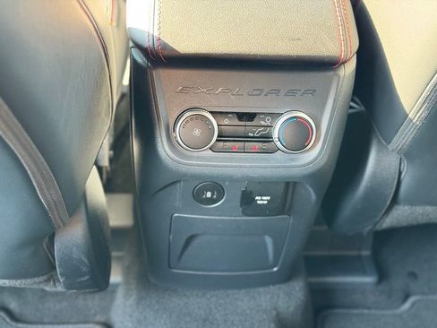 Used 2025 Ford Explorer ST AWD/4WD image 25