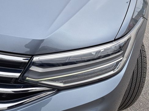 Certified 2023 Volkswagen Tiguan SE w/ Panoramic Sunroof Package image 30