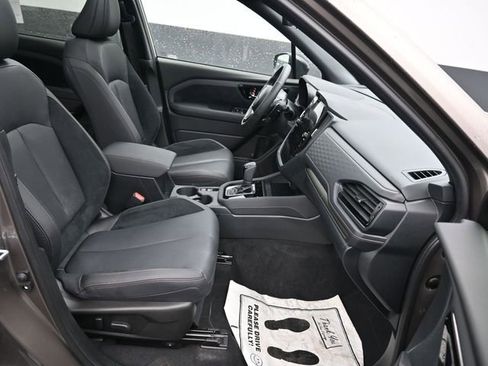 Used 2025 Subaru Forester Touring image 10