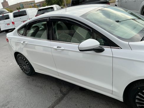 Used 2018 Ford Fusion S image 25