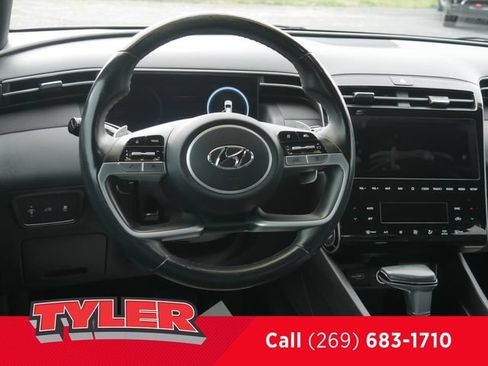 Used 2022 Hyundai Santa Cruz Limited AWD/4WD image 39