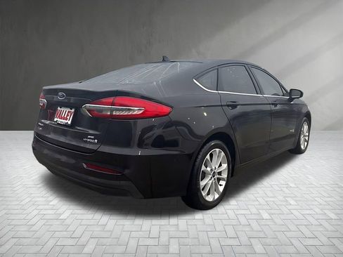 Used 2019 Ford Fusion SE image 7