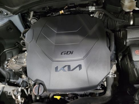 Used 2022 Kia Telluride LX FWD image 30