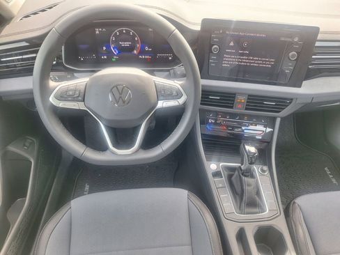 New 2026 Volkswagen Jetta SE image 20