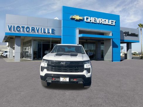 Used 2024 Chevrolet Silverado 1500 LT Trail Boss w/ Protection Package image 9