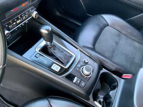 Used 2020 MAZDA CX-5 Touring image 16
