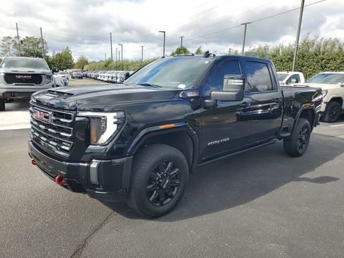 Used 2024 GMC Sierra 2500 AT4 w/ AT4 Premium Plus Package image 2
