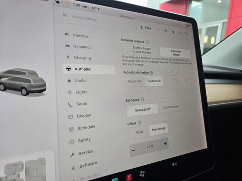 Used 2020 Tesla Model Y Long Range image 30