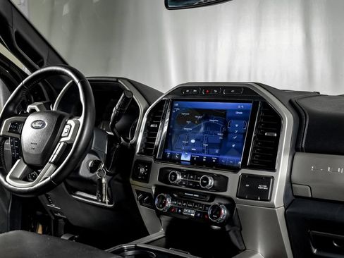 Used 2022 Ford F350 Lariat w/ Lariat Value Package AWD/4WD image 21