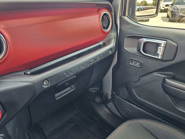 Certified 2021 Jeep Wrangler Unlimited Rubicon AWD/4WD image 26