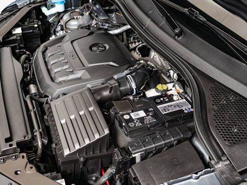 Used 2023 Volkswagen Tiguan SE FWD image 53