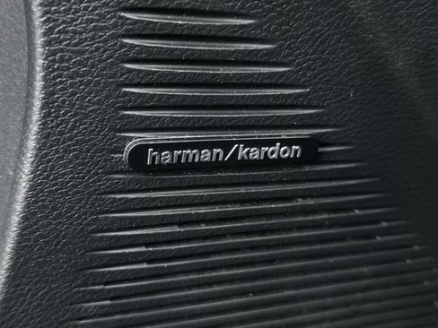 Used 2016 Dodge Challenger SRT Hellcat image 13