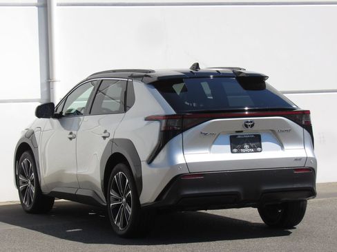 Certified 2023 Toyota bZ4X AWD w/ Weather Package image 5