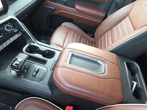 Used 2022 GMC Sierra 1500 Denali Ultimate image 32