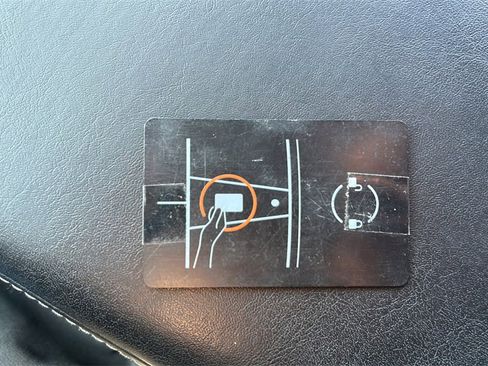 Used 2021 Tesla Model Y Long Range image 21