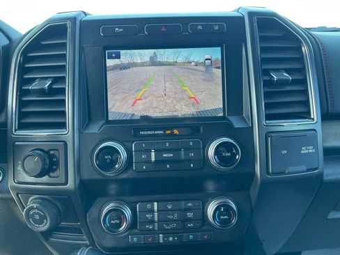 Used 2020 Ford F150 Lariat w/ Equipment Group 502A Luxury image 13