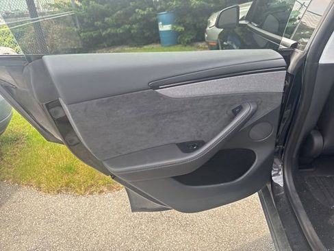 Used 2026 Tesla Model Y 2WD image 12