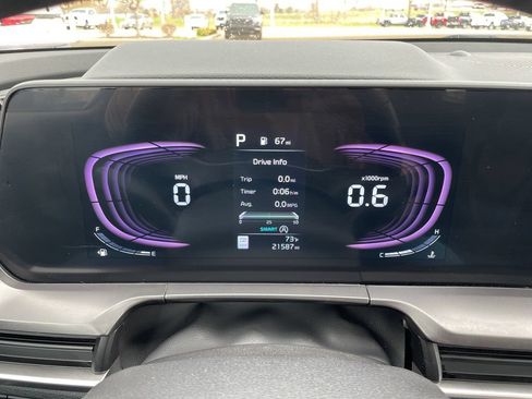 Used 2025 Kia Telluride S AWD/4WD image 29