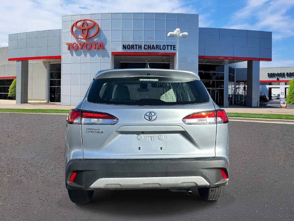 Used 2022 Toyota Corolla Cross L FWD image 6