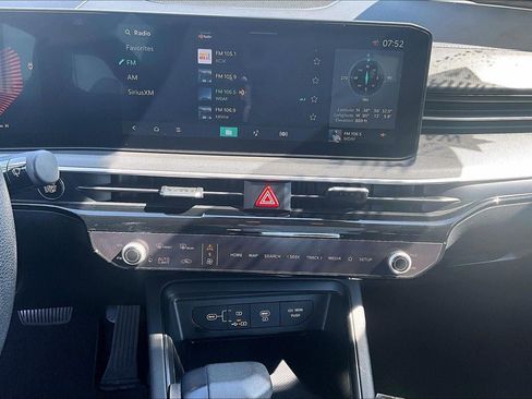 Used 2025 Kia K5 LXS FWD image 15