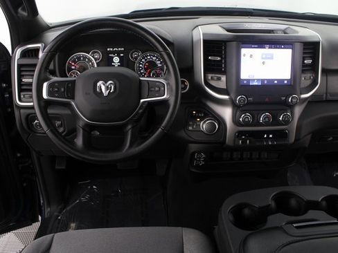 Used 2024 RAM 2500 Big Horn w/ Bed Utility Group image 10