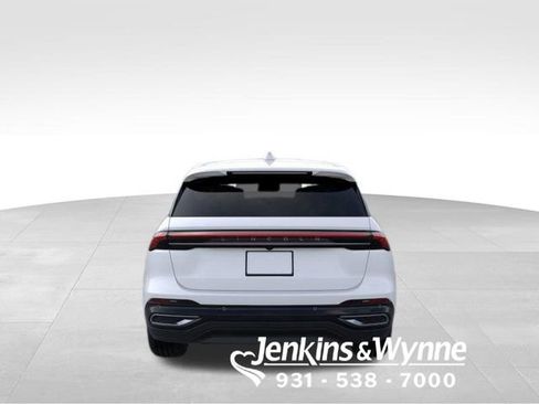 New 2026 Lincoln Nautilus Premier image 5