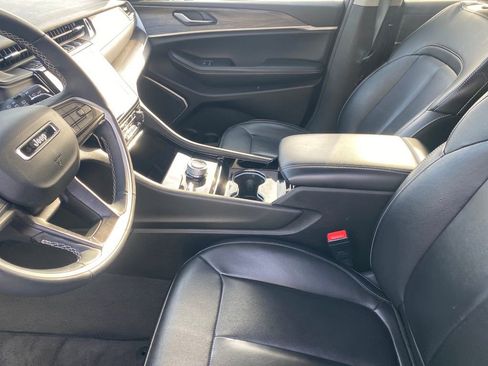 Used 2022 Jeep Grand Cherokee L Limited w/ Trailer Tow Group (B) image 6