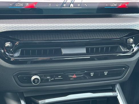 New 2026 BMW 330i Sedan w/ M Sport Package image 22